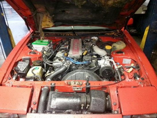 Illustration for article titled This Custom 1985 Nissan 300ZX Lets It All Hang Out for $1,900.